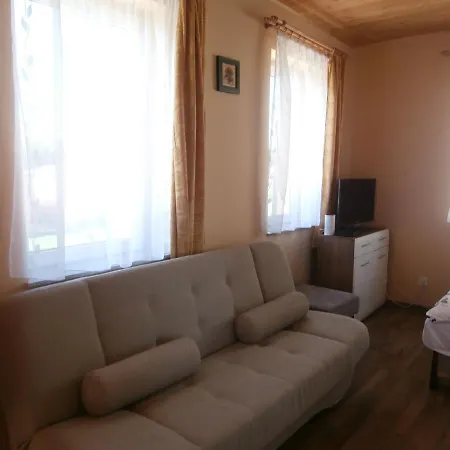 Apartment Natura Vendeghazak *