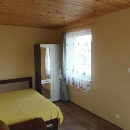 Natura Vendeghazak Apartment *