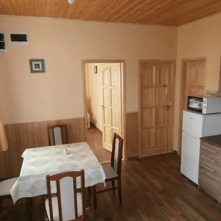 Natura Vendeghazak Apartment *